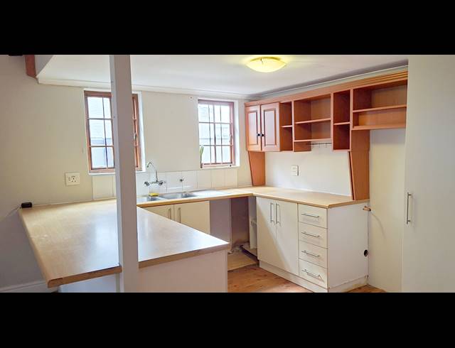 2 bed property to rent in OBSERVATORY